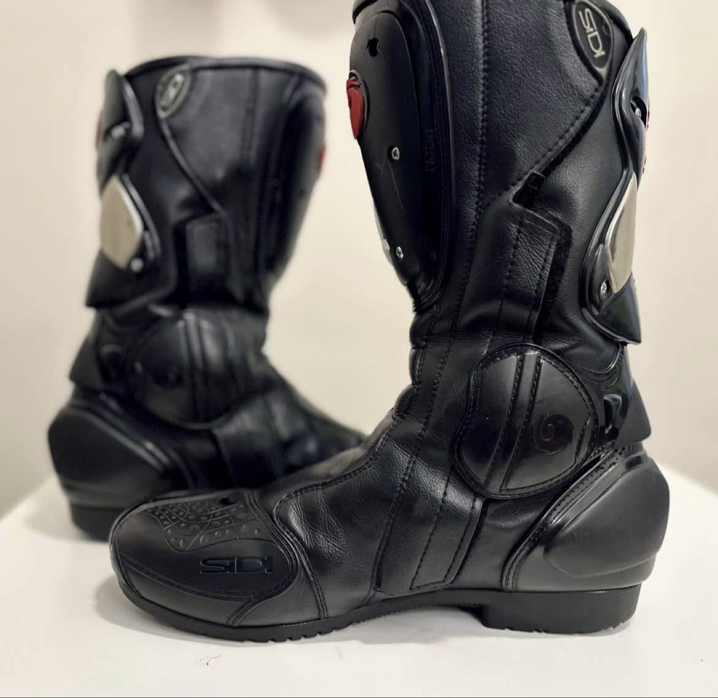 Sidi vertigo motorcycle riding shoes. - photo 4