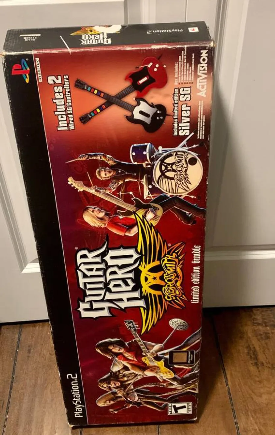 Guitar Hero Aerosmith Limited Edition Bundle PlayStation 2 image indicator(2)