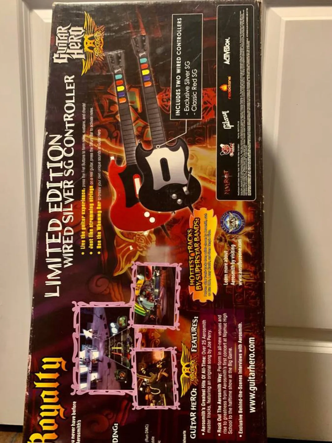 Guitar Hero Aerosmith Limited Edition Bundle PlayStation 2 image indicator(7)