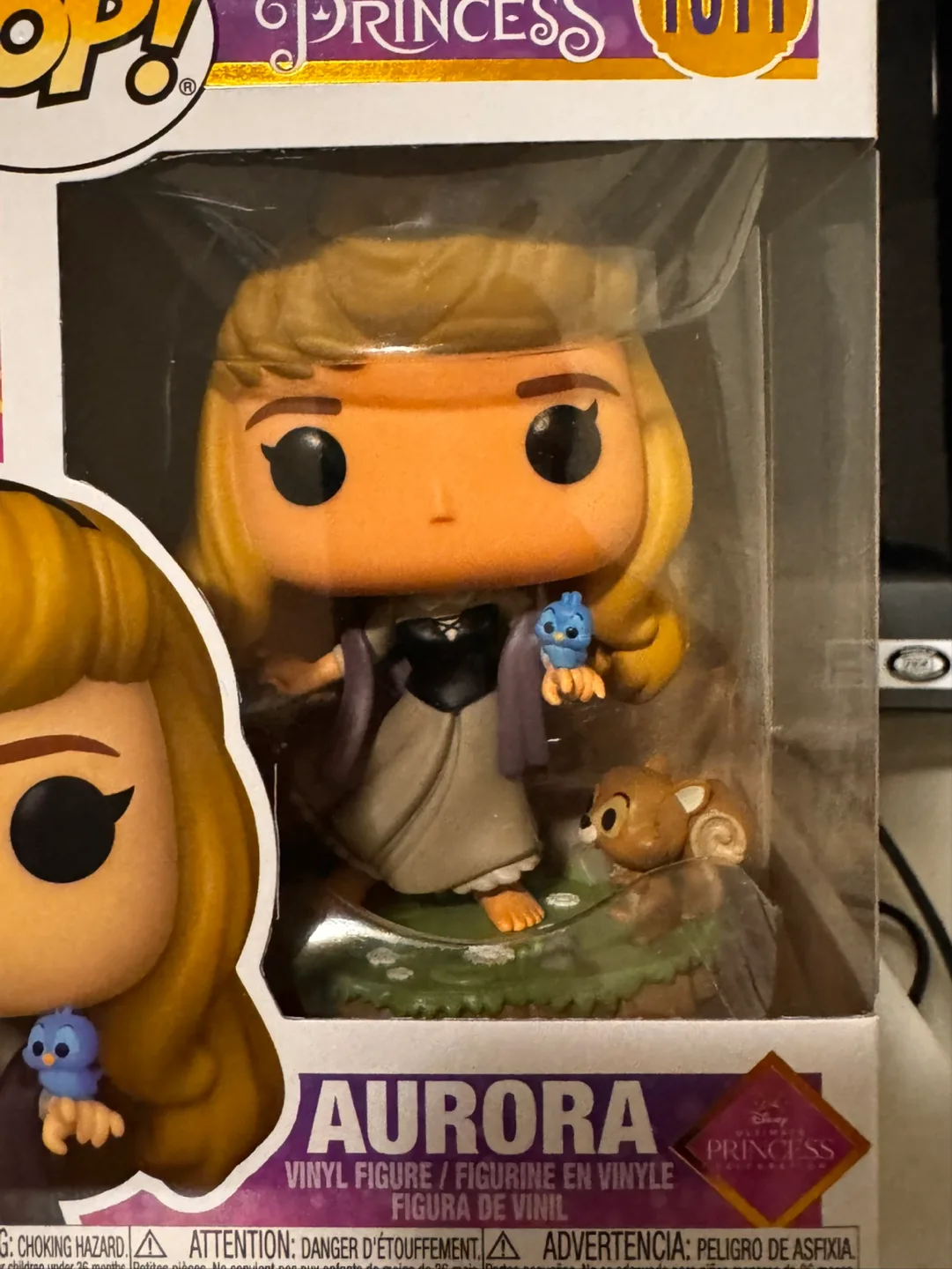 Disney Princess Aurora Pop! Vinyl Figure #1011 image indicator(2)