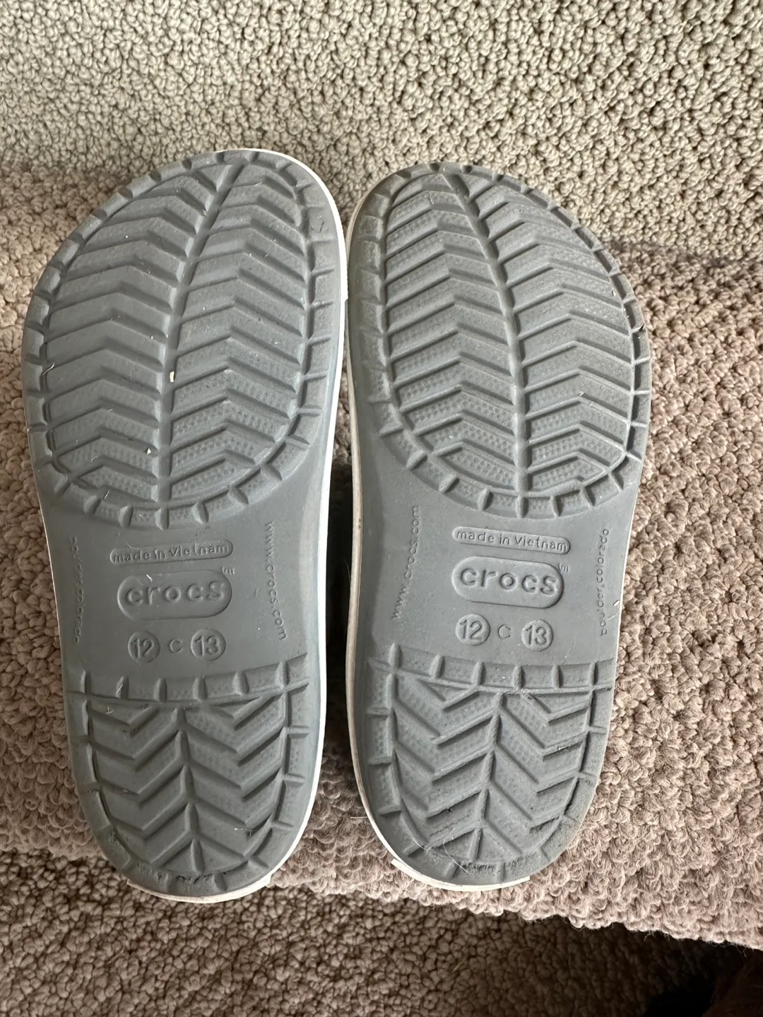 Crocs Kids' Camo Clogs Size C12/C13 image indicator(4)