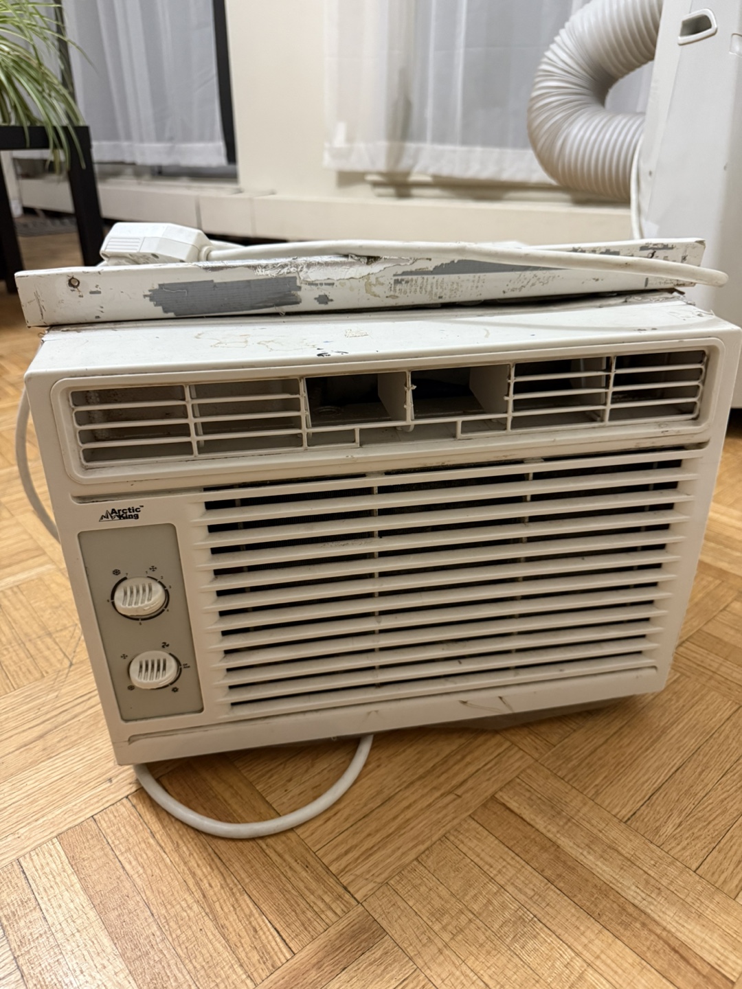 Arctic Air Window Air Conditioner