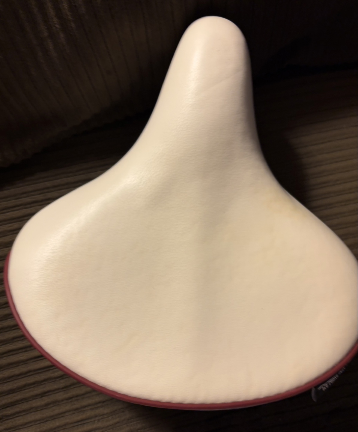 Huffy Bike Seat - White and Burgundy - photo 3