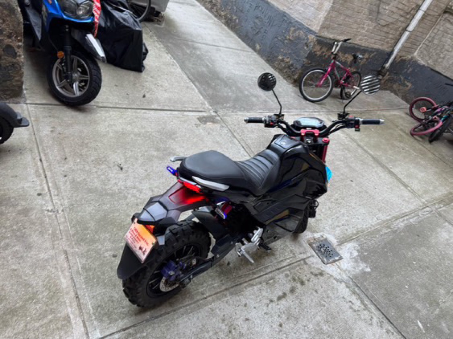 GTX Z6 Electric Motorcycle - photo 5