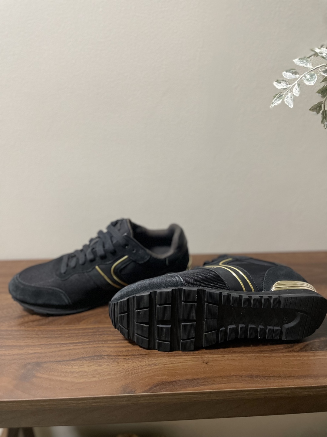 Hugo Boss Black Suede Sneakers Size 42 - photo 3