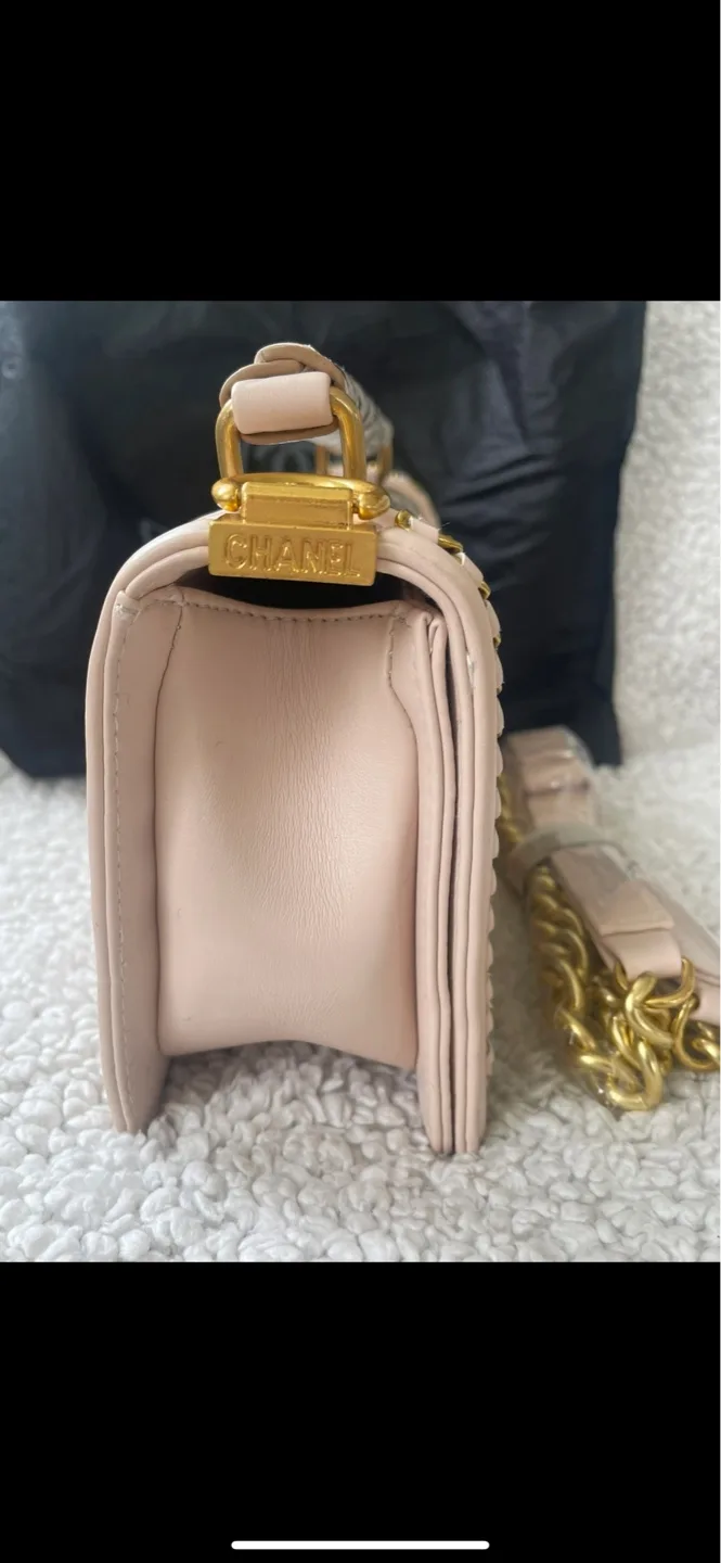 Chanel-inspired Snakeskin Handbag image indicator(3)