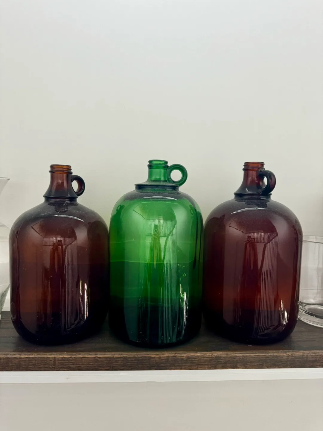 Set of 3 vintage glass jugs image indicator(2)