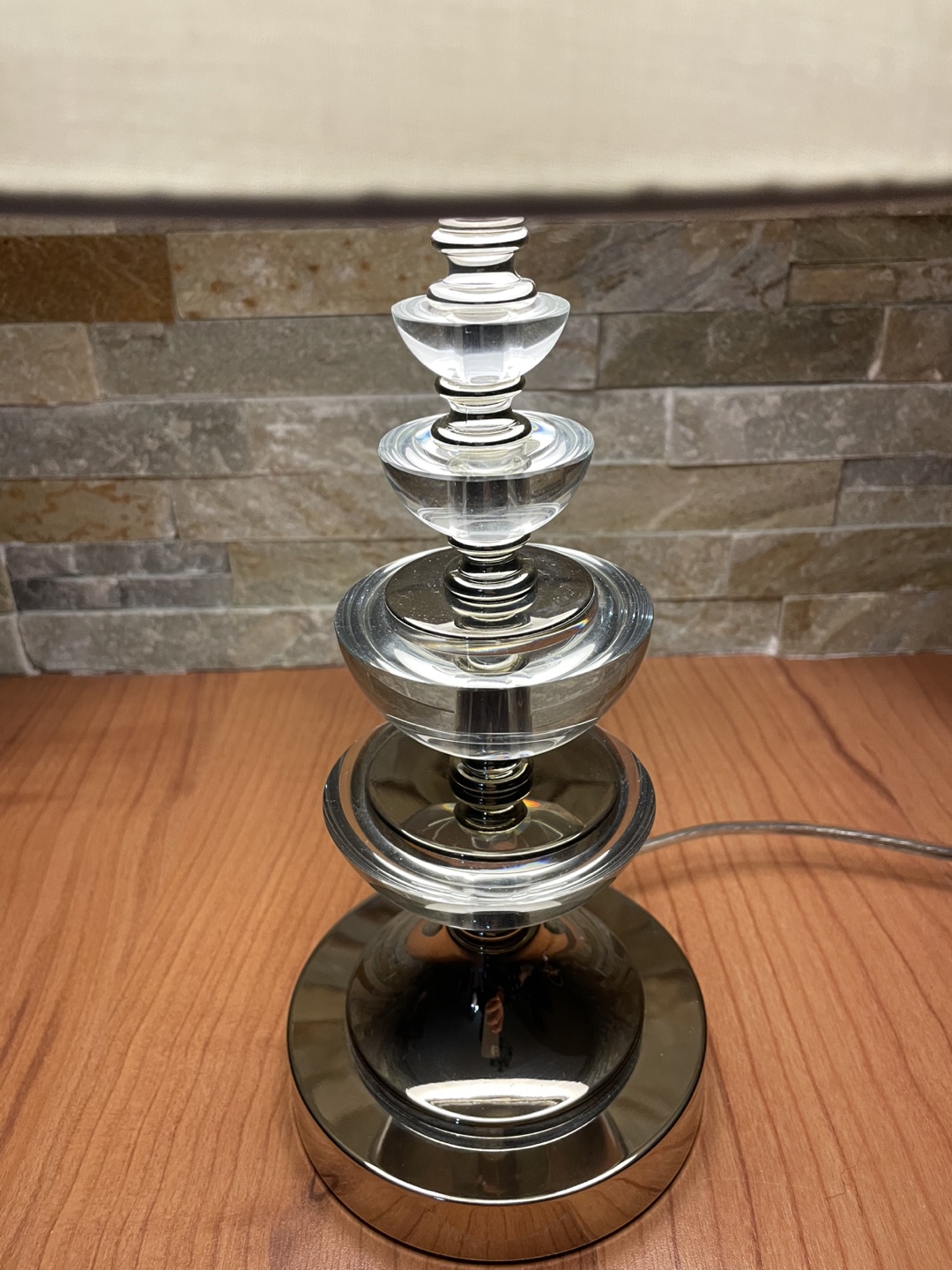 Elegant Crystal Table Lamp with Off-White Shade - photo 2
