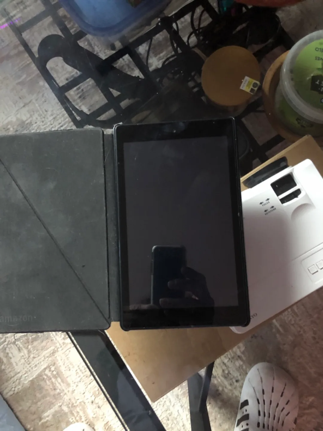 Amazon Kindle Fire HD 8 Tablet with Case thumbnail