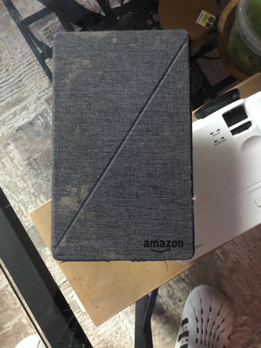 Amazon Kindle Fire HD 8 Tablet with Case image indicator(2)