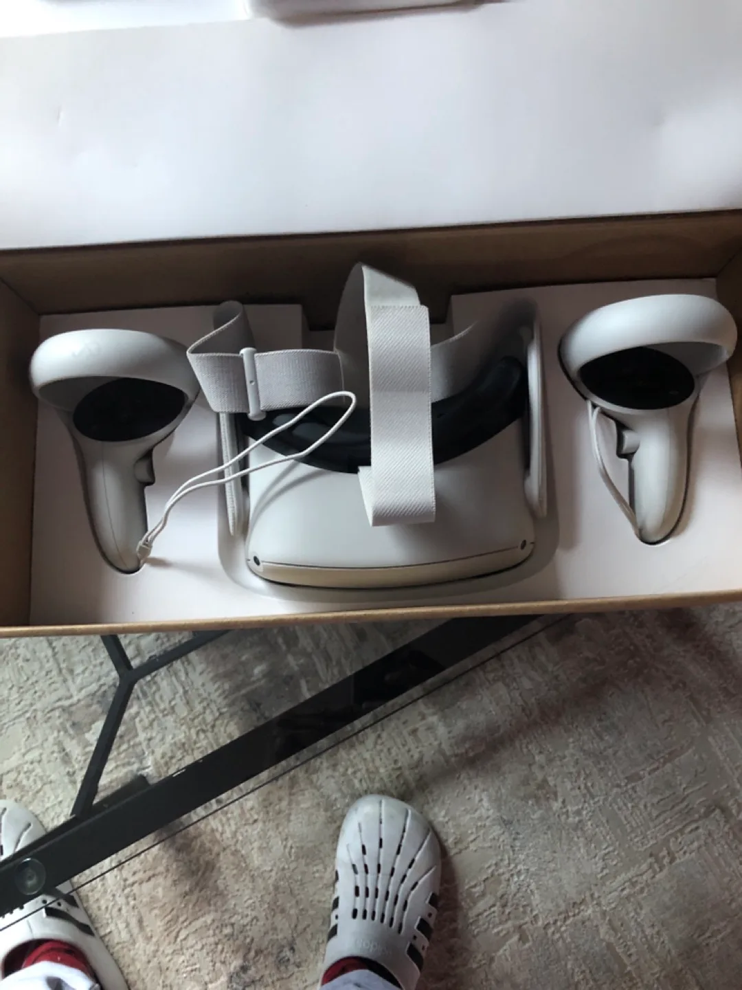 Meta Quest 2 VR Headset - Brand New in Box image indicator(2)