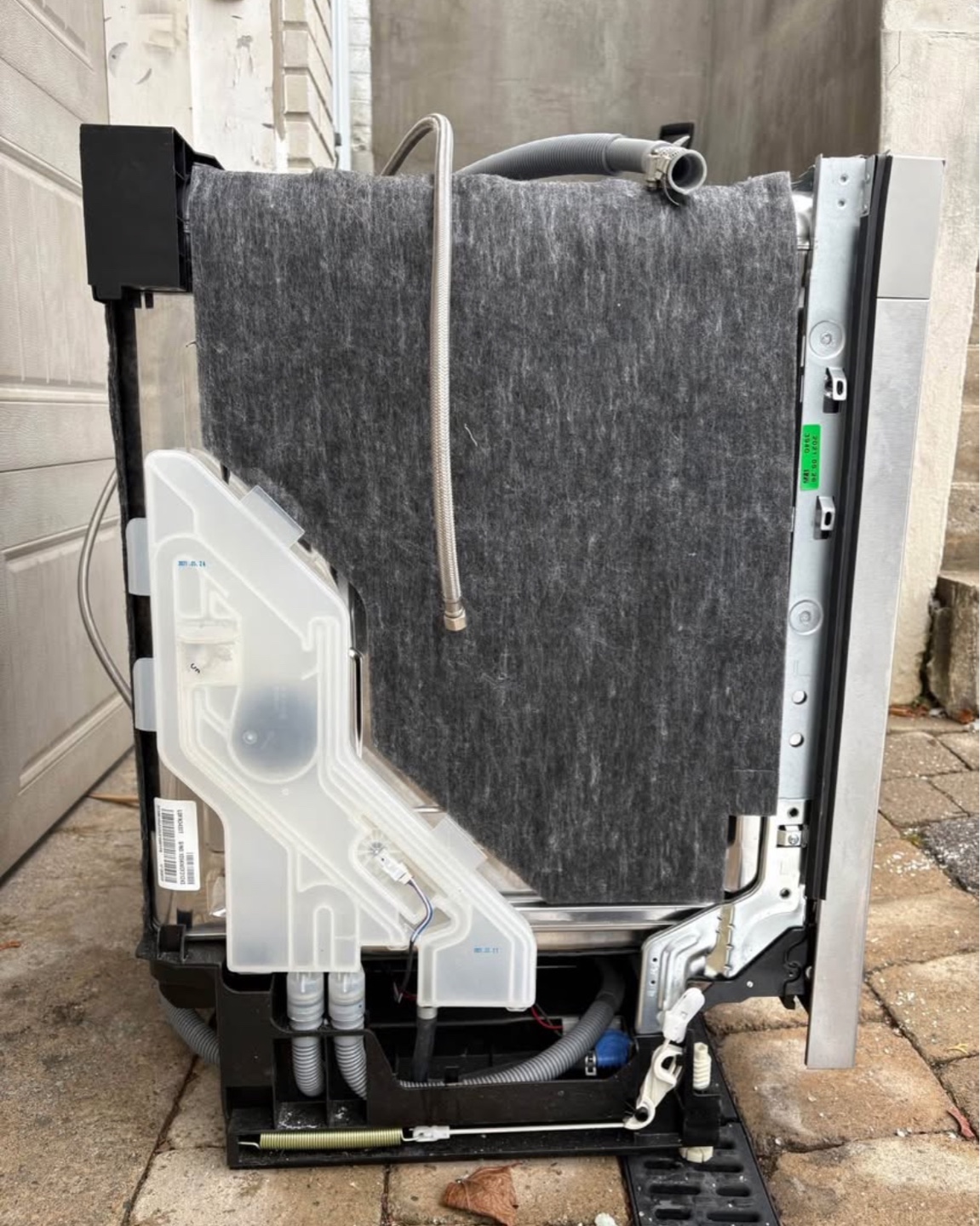 LG Dishwasher - photo 4
