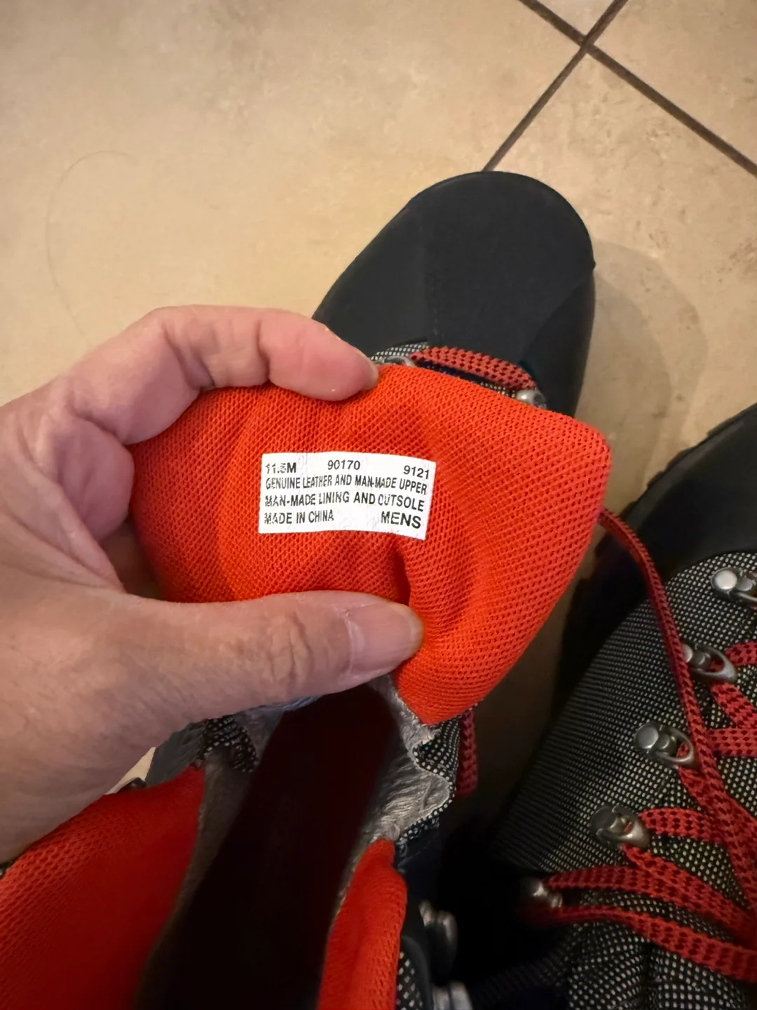 Timberland goretex men’s shoes - size 11.5 image indicator(2)