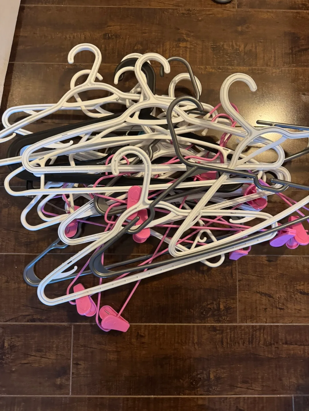 Bulk Clothes Hangers thumbnail
