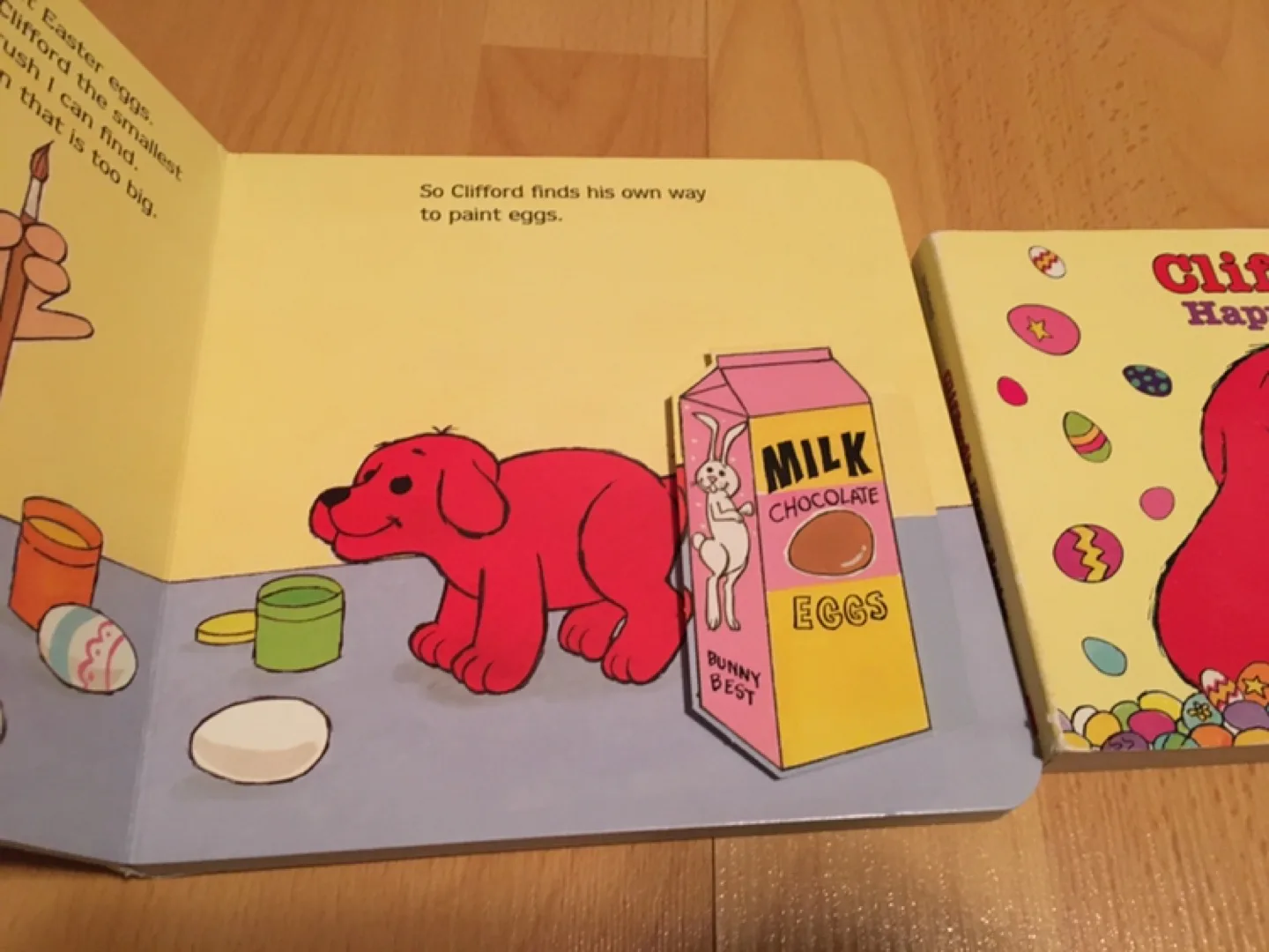 ($3 each) Clifford's First Easter & Happy Easter Board Books 💚 image indicator(2)