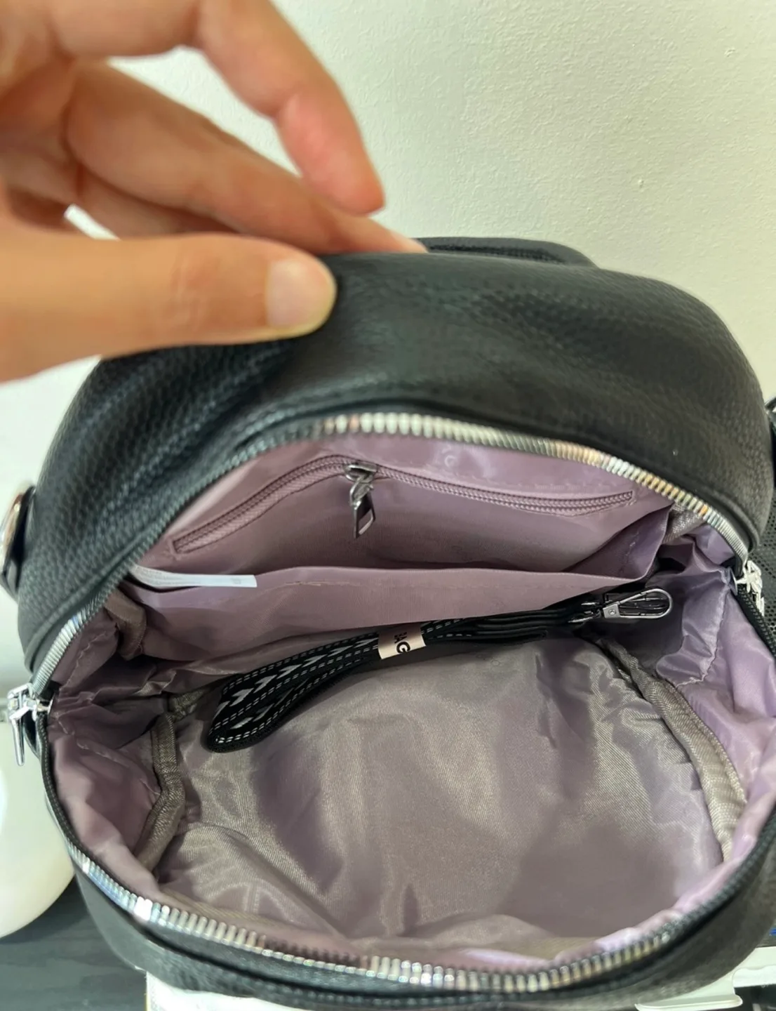 《Brand New》Black Mini Backpack image indicator(5)