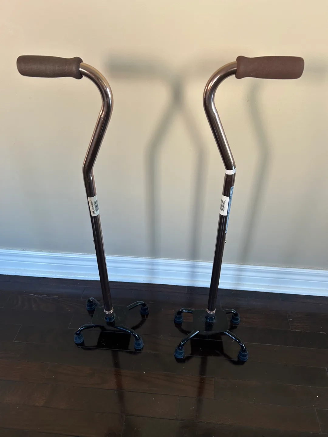Adjustable Quad Cane Walking Sticks thumbnail