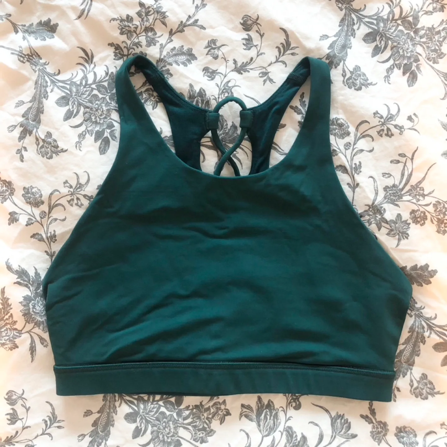 Lululemon Sports Bra - Size 4 - Dark Green image indicator(2)