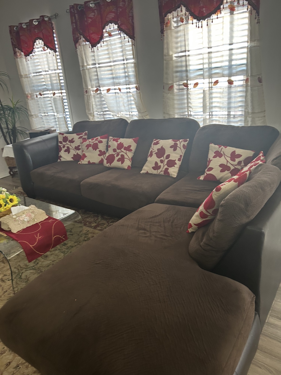 Sectional sofa - photo 3