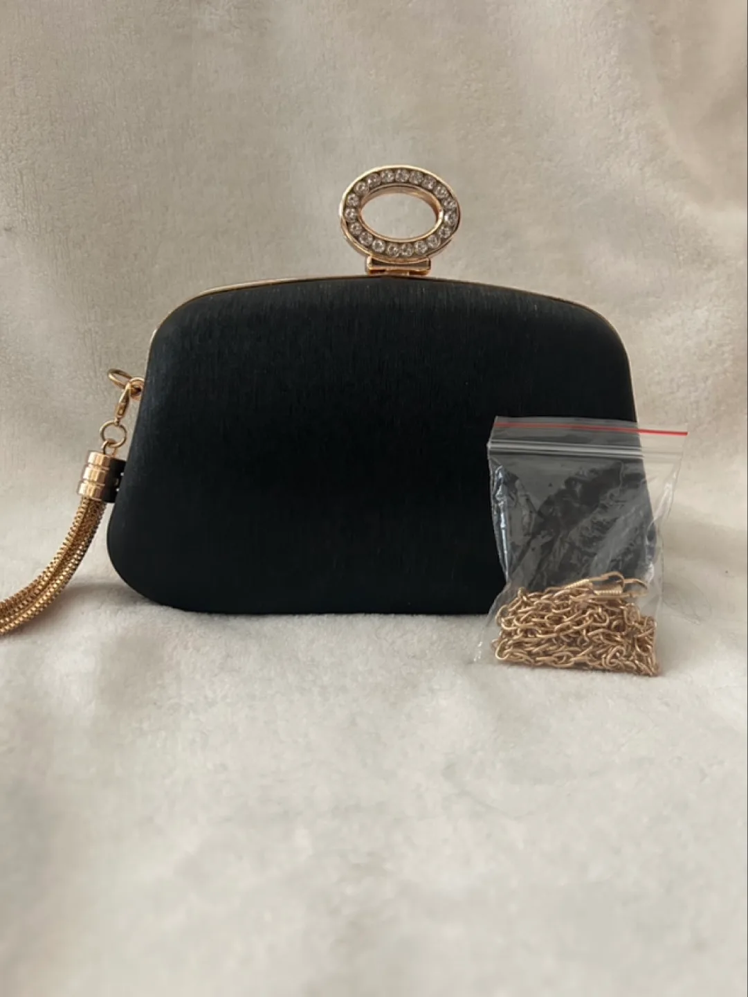 Elegant Black Evening Clutch with Rhinestone Detail 💚 image indicator(5)