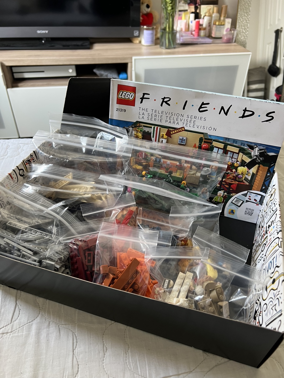 LEGO Friends Central Perk 21319 - photo 3