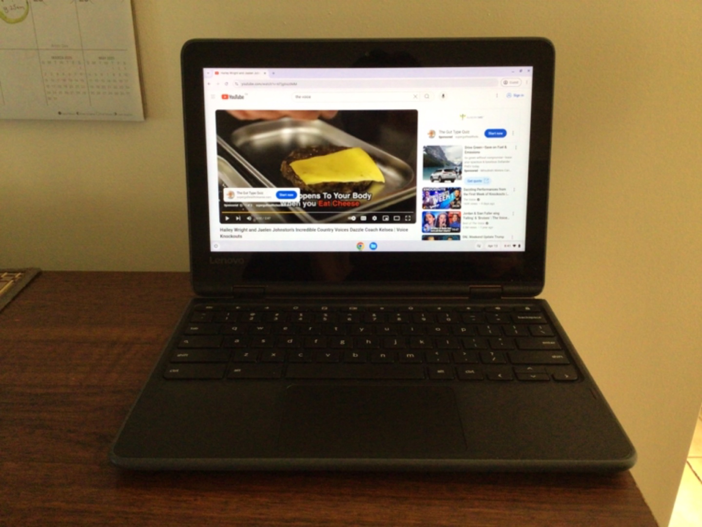 Lenovo Chromebook / tablet- touchscreen