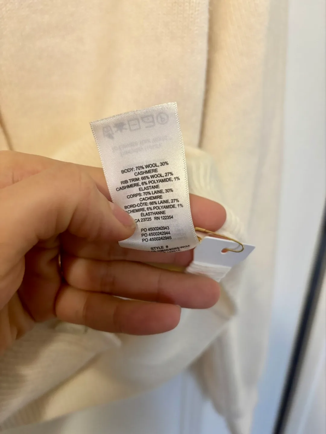 Wilfred Bare Cashmere Crew Cardigan – Barely Worn image indicator(5)