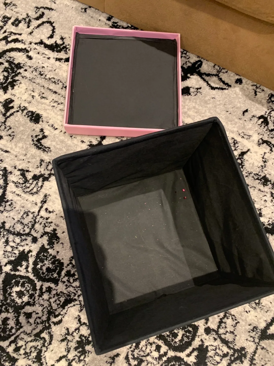 Pink Bird Storage Ottoman image indicator(3)