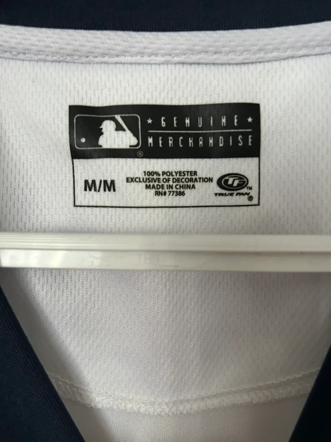 BNWT MLB Twins Men’s Jersey Shirt image indicator(2)