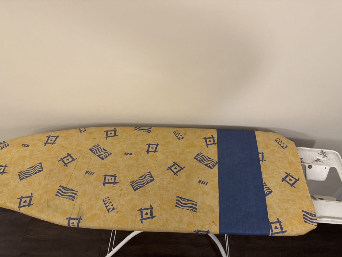 T-Fal Iron and Ironing Board - photo 4