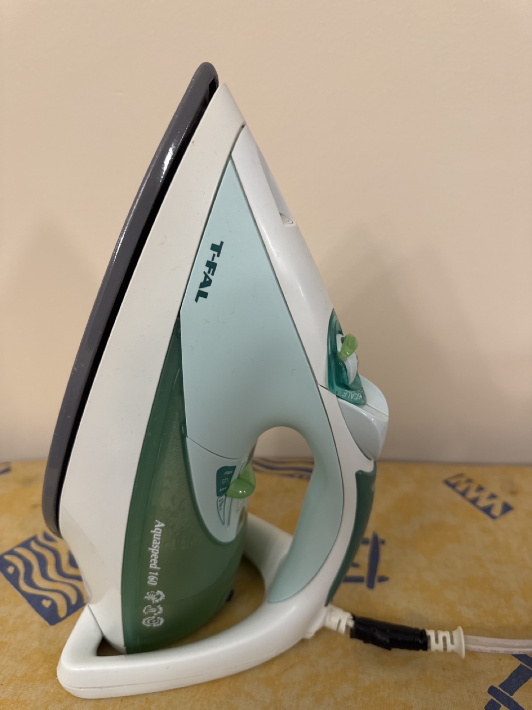 T-Fal Iron and Ironing Board - photo 3