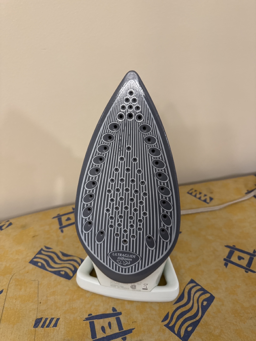 T-Fal Iron and Ironing Board - photo 2