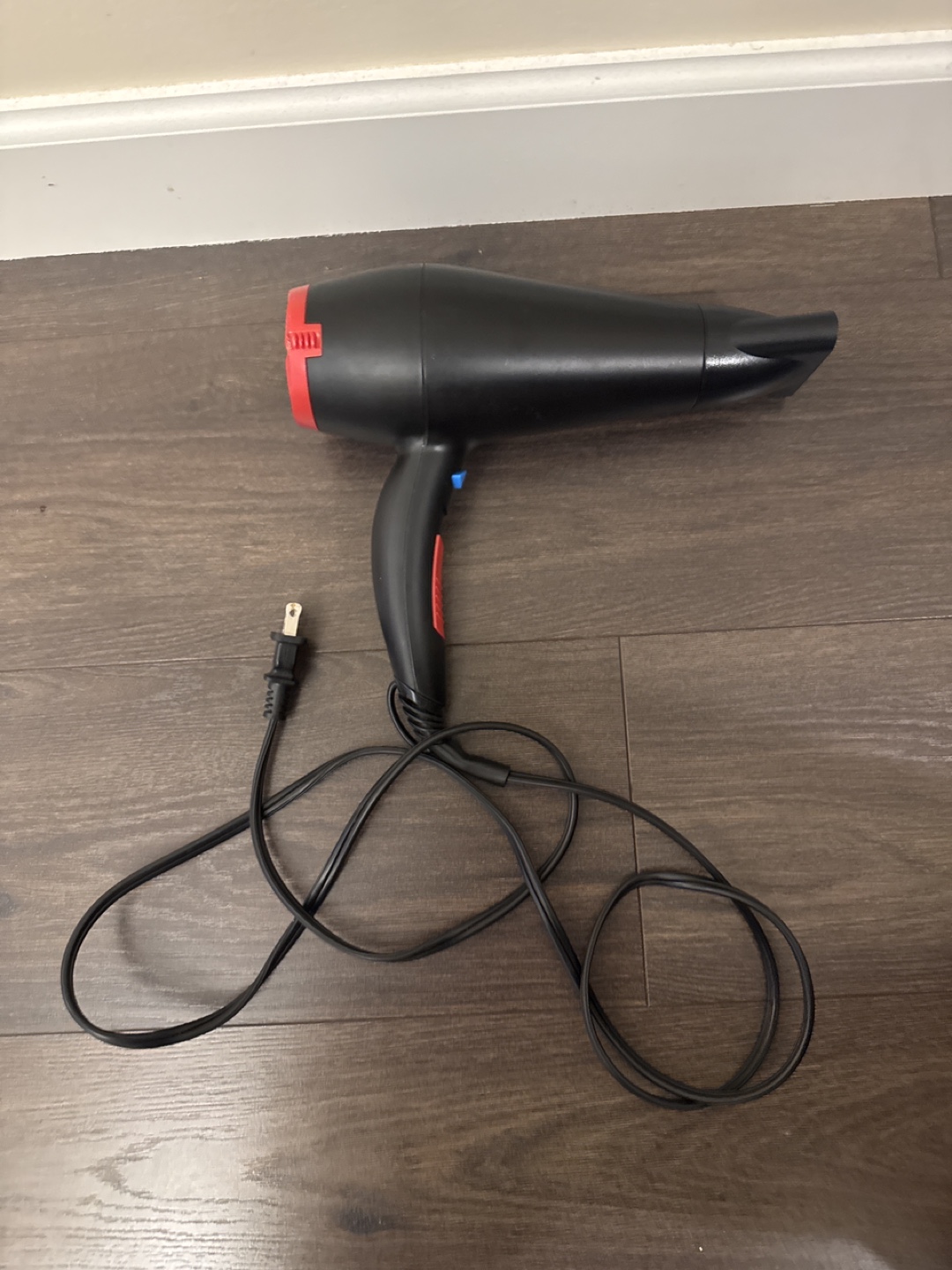 TRESemmé Hair Dryer - photo 3