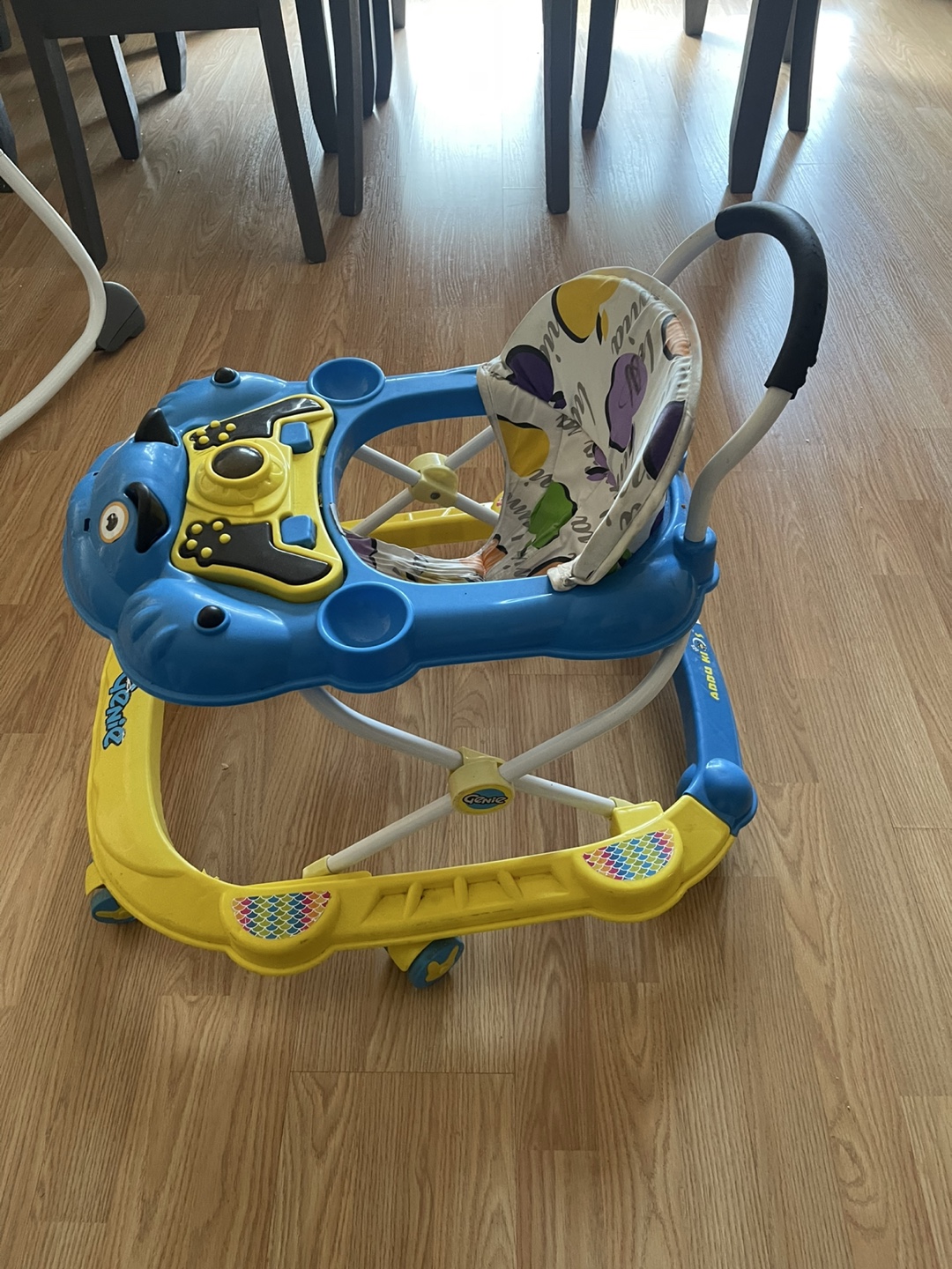 Baby Walker - Blue and Yellow -  Great Condition - photo 3
