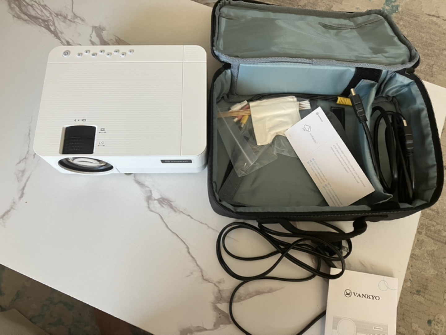 Vankyo Leisure 470 Mini Projector