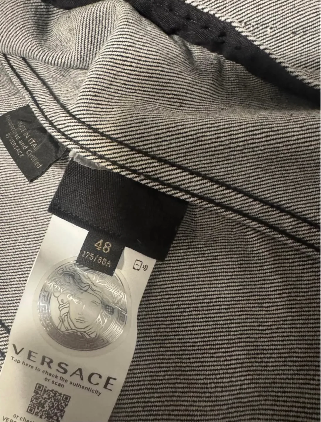 Authentic Versace Jeans  Jacket Size 48 image indicator(5)