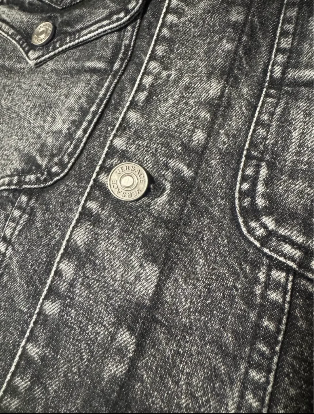 Authentic Versace Jeans  Jacket Size 48 image indicator(2)