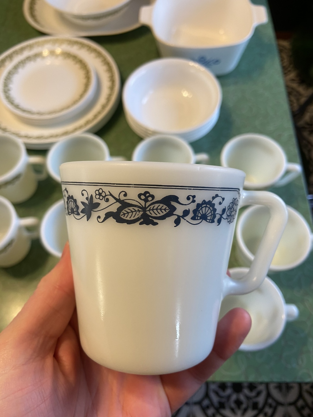 31-Piece Vintage Pyrex / Corelle / Corningware / Hazel Atlas Lot - photo 2