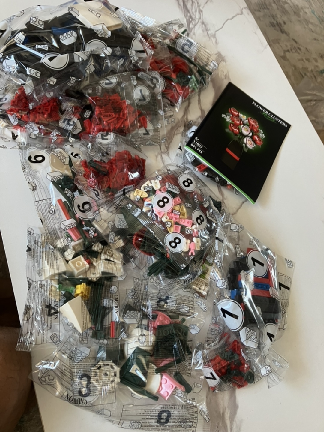 Flower Clusters Building Blocks - 841 Pieces - photo 3