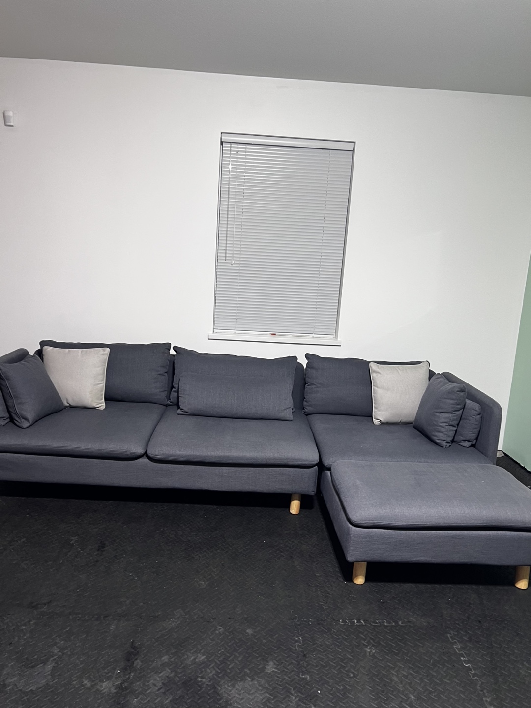 Grey Sectional Sofa  ( Delivery Available ) - photo 2