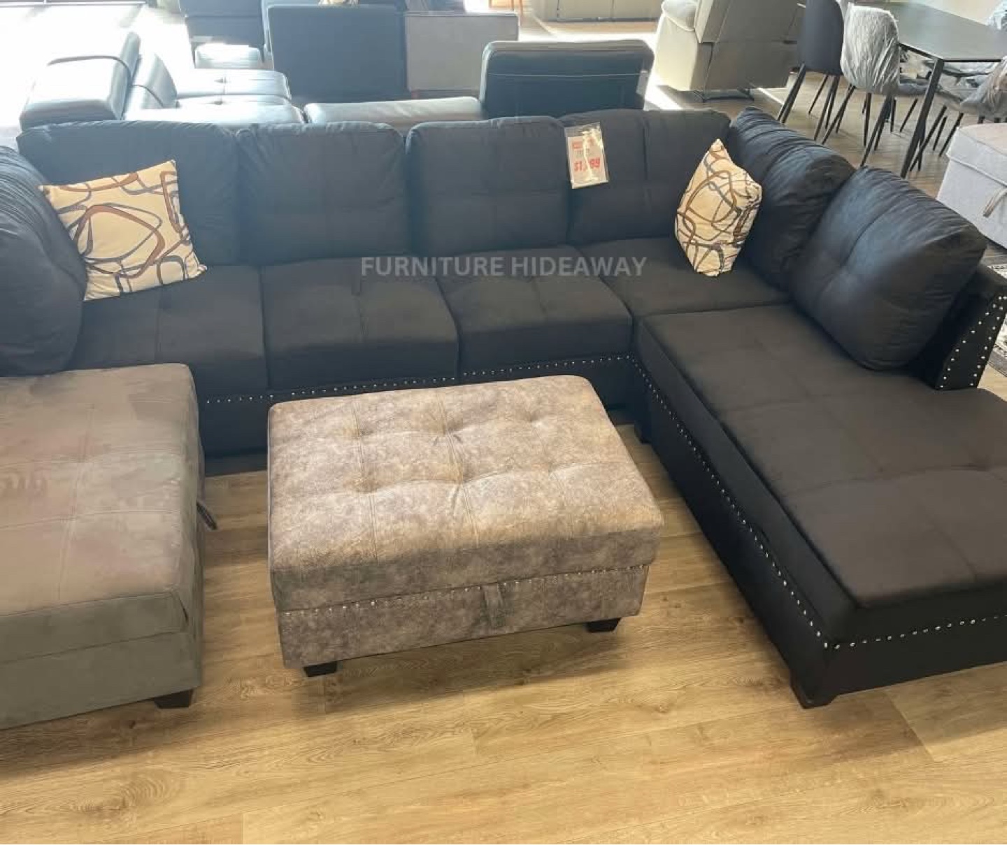 The Black Couch That Goes With Everything!🖤 - photo 4