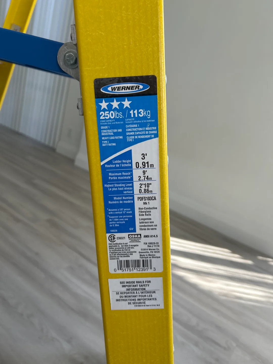 Werner 3' Fiberglass Step Ladder image indicator(5)