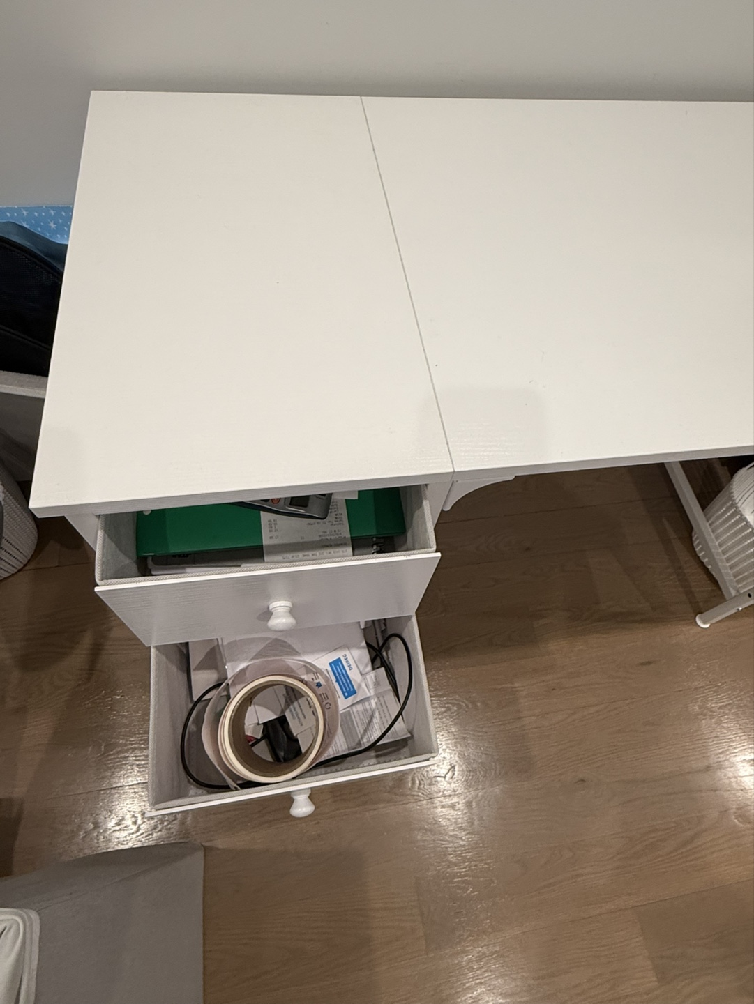 White Computer Desk - photo 3