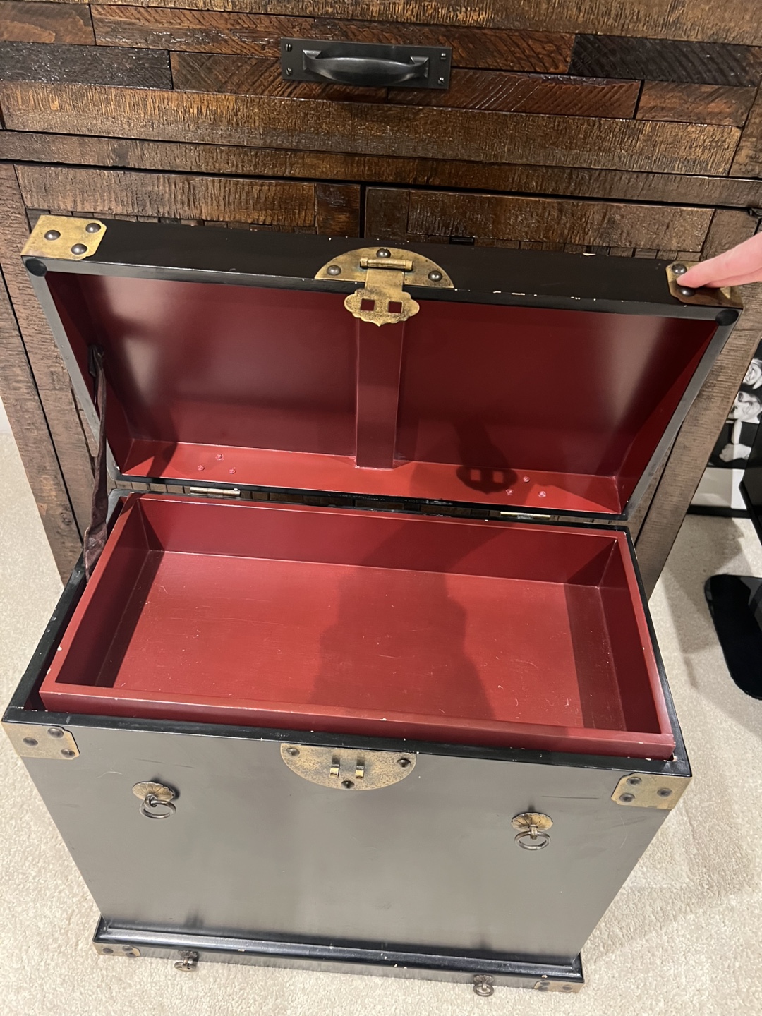 Asian-style Storage Trunk with Trays - photo 3