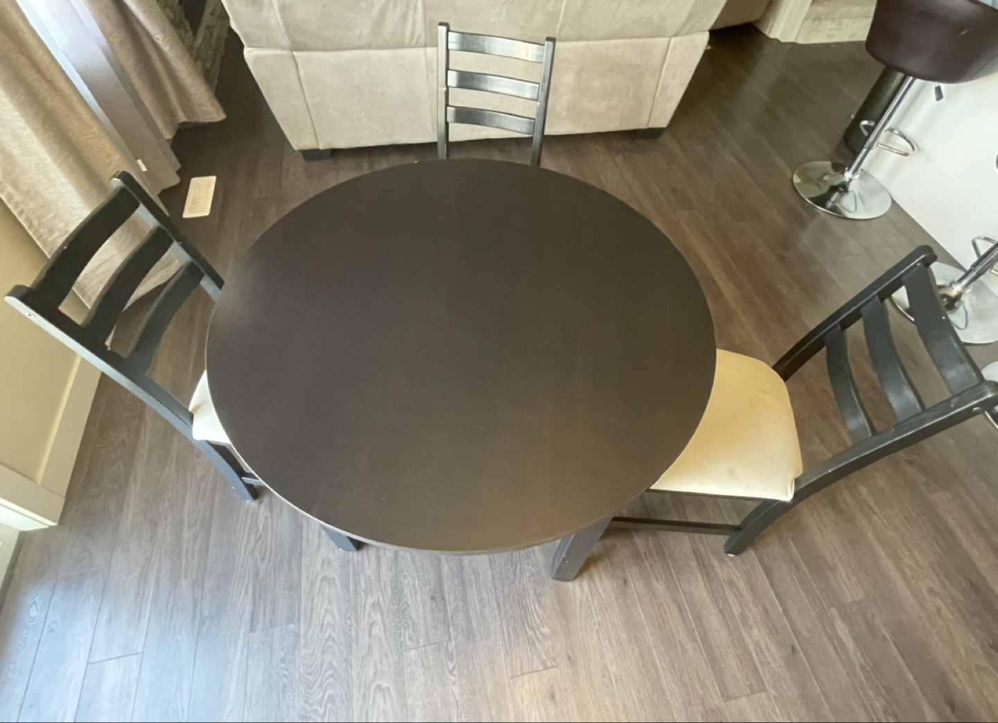 Modern 3-Piece Dining Set – Sleek & Space-Saving! - photo 2