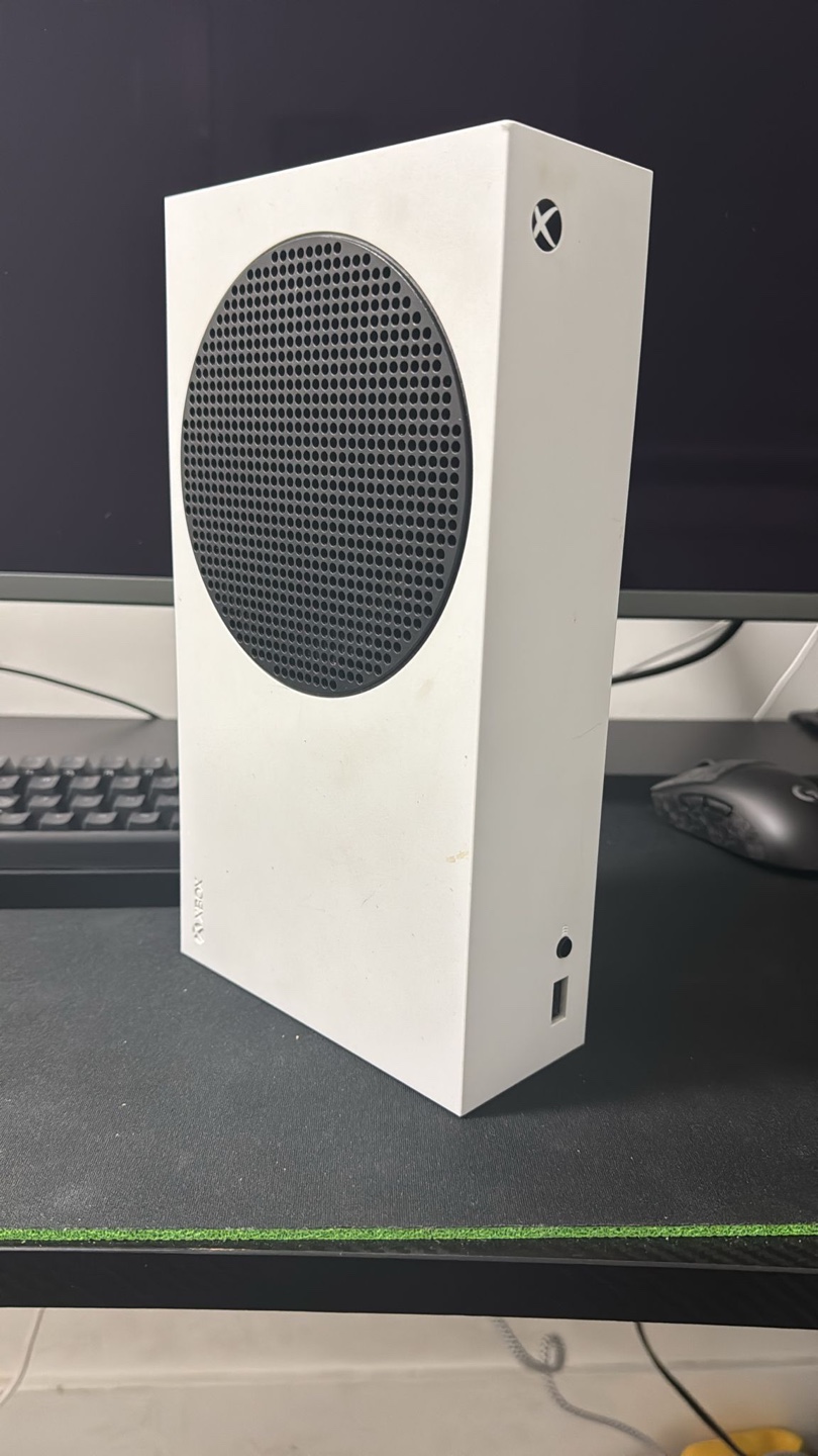 Xbox Series S Bundle - photo 2