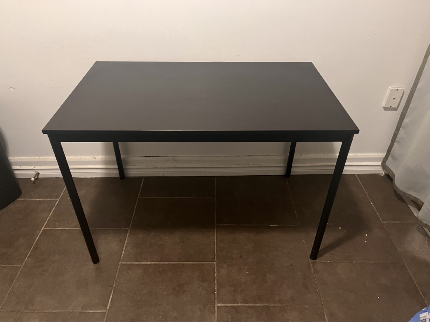 Dining Table: IKEA Sansberg - photo 2