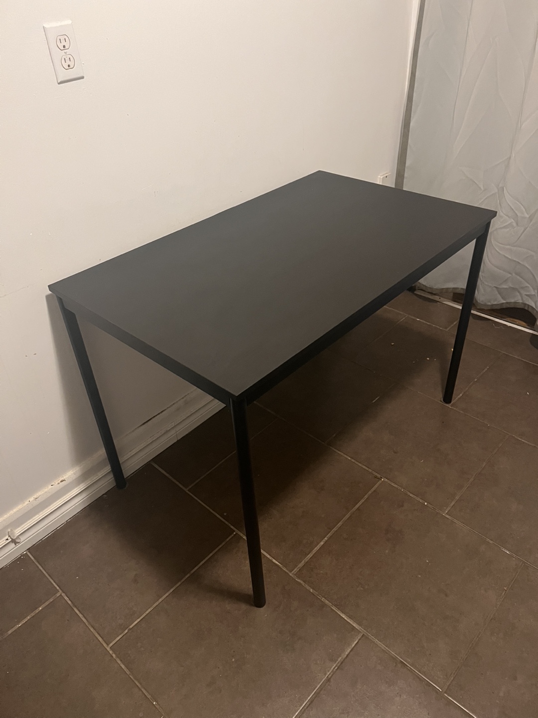 Dining Table: IKEA Sansberg - photo 4