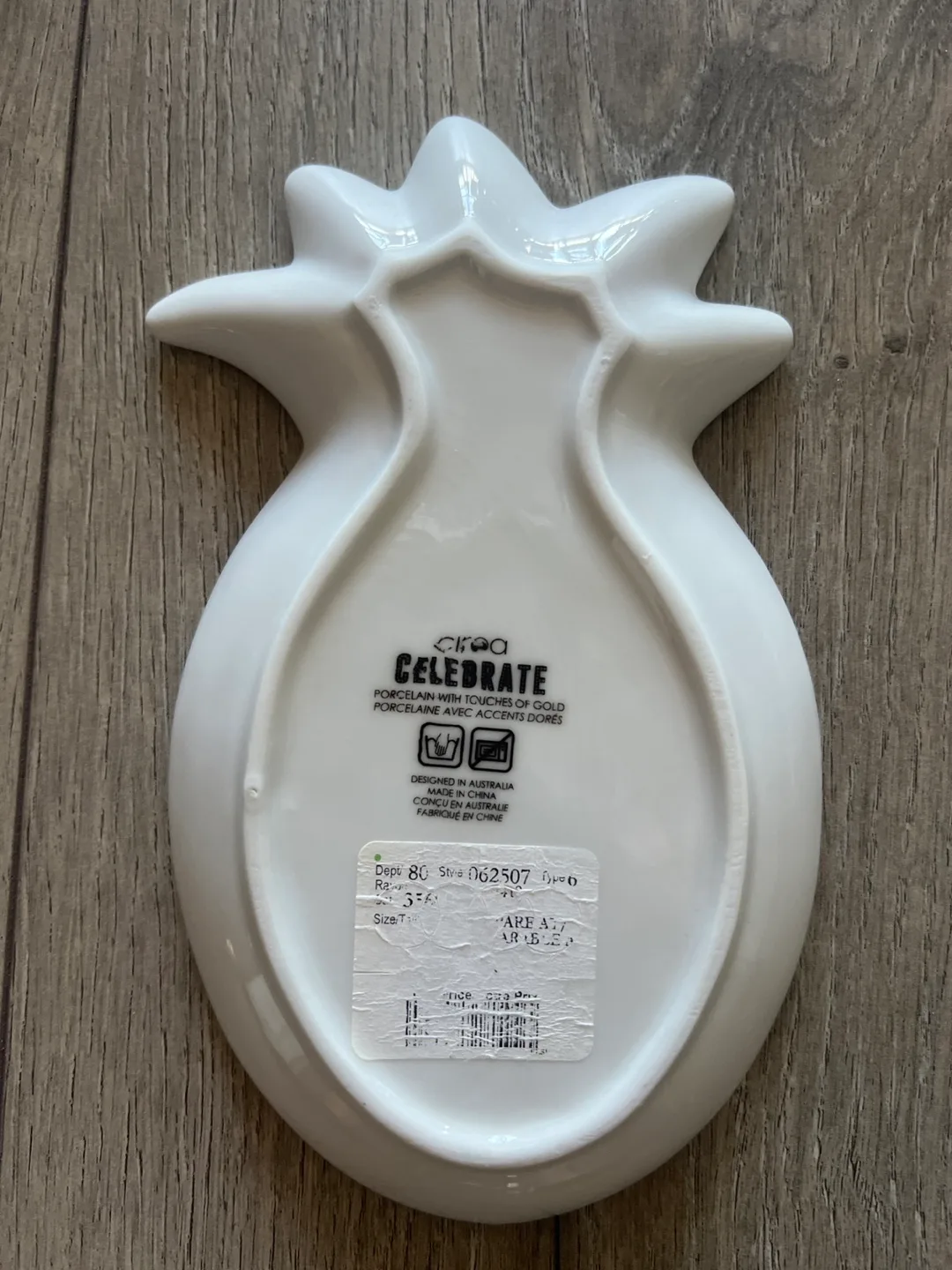 Gorgeous White Pineapple Shaped Dish image indicator(2)