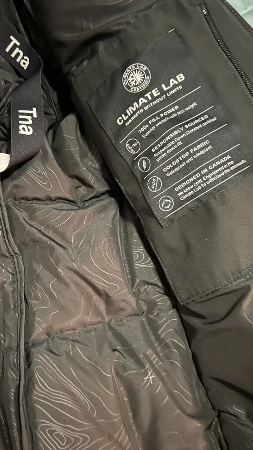 $400 Aritzia The Powder Parka - 50% OFF image indicator(5)